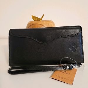 Patricia Nash Wristlet